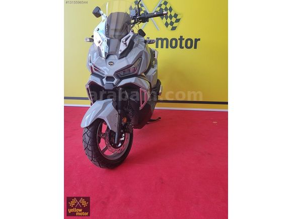 ADX 125 E5 + PLUS 2024 MODEL 12 TAKSİT ABS + TCS