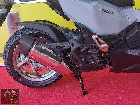 ADX 125 E5 + PLUS 2024 MODEL 12 TAKSİT ABS + TCS