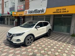 Sahibinden Nissan Qashqai 1.6 dCi Design Pack 2017 Model BAYRAMDAN ÖNCE ALICISNA BAYRAMLIK