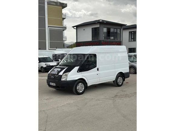 BAKİ KUZUCU OTOMOTİVDEN HATASIZ 2013 KLİMALI 249.000KM 330S Van