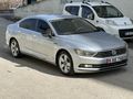 Galeriden Volkswagen Passat 1.6 TDi BlueMotion Comfortline 2016 Model Van