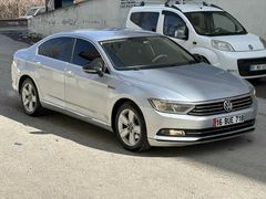 Galeriden Volkswagen Passat 1.6 TDi BlueMotion Comfortline 2016 Model Van