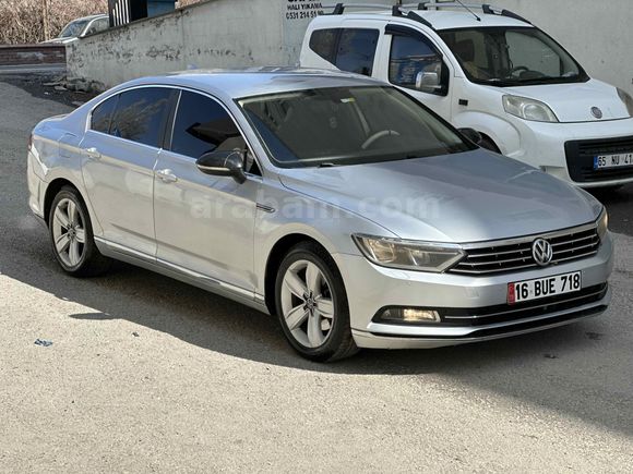 Galeriden Volkswagen Passat 1.6 TDi BlueMotion Comfortline 2016 Model Van