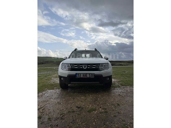 Sahibinden Dacia Duster 1.5 dCi Laureate 2017 Model  247.000 km Beyaz