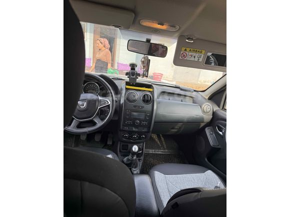 Sahibinden Dacia Duster 1.5 dCi Laureate 2017 Model  247.000 km Beyaz