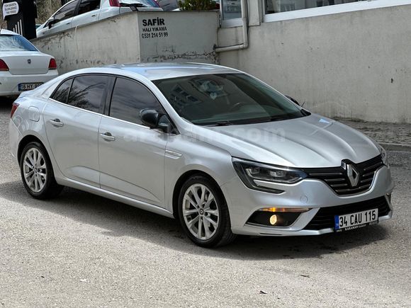 KARAMAN OTOMOTİV'DEN Renault Megane 1.5 Blue DCI Icon 2019 Model