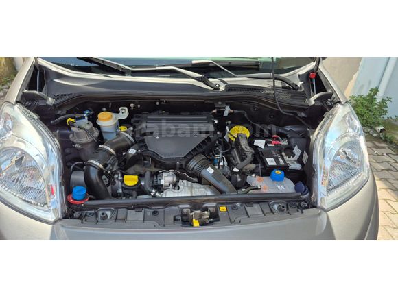 Sahibinden Fiat Fiorino Combi 1.3 Multijet Premio 2024 Model