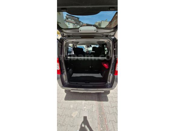 Sahibinden Fiat Fiorino Combi 1.3 Multijet Premio 2024 Model