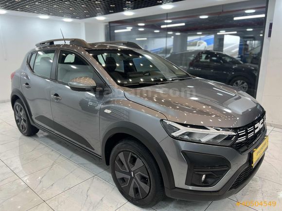 SPACE MOTORS | 2024 SANDERO STEPWAY 19.000 KM BOYASIZ SUNROOF