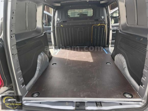 2023 OPEL COMBO ELEGANCE XL DEĞİŞENSİZ FUL PAKET