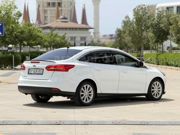 Sahibinden Ford Focus 1.6 TDCi Titanium 2015 Model 