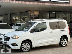 BOYASIZ-2021 Model Opel Combo 1.5D Ultimate Cam Tavan 65.000 KM