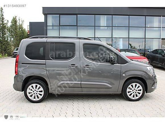 KUTLU KARDEŞLER'DEN 2022 OPEL COMBO 1.5D ULTİMATE BOYASIZ