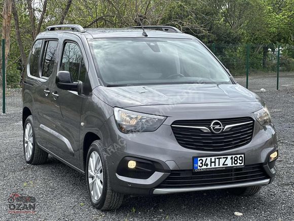 **CAM TAVAN** 2022 COMBO ULTİMATE 79.000 KM BOYASIZ FULL+FULL