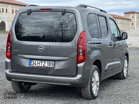 **CAM TAVAN** 2022 COMBO ULTİMATE 79.000 KM BOYASIZ FULL+FULL