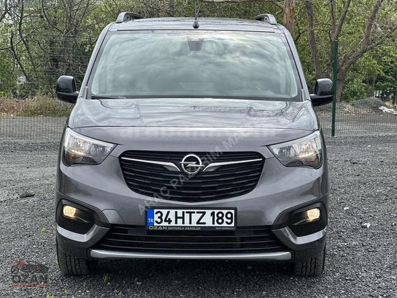 **CAM TAVAN** 2022 COMBO ULTİMATE 79.000 KM BOYASIZ FULL+FULL