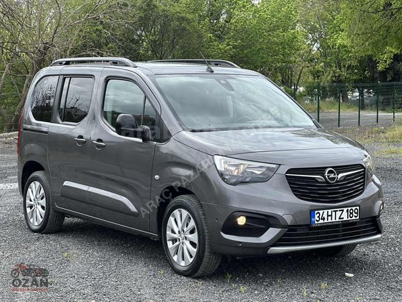 **CAM TAVAN** 2022 COMBO ULTİMATE 79.000 KM BOYASIZ FULL+FULL