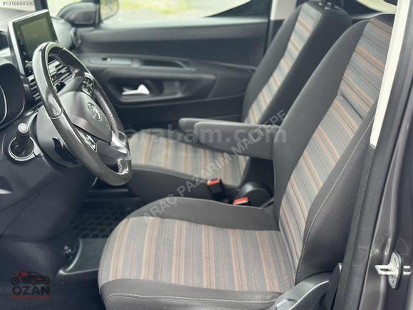 **CAM TAVAN** 2022 COMBO ULTİMATE 79.000 KM BOYASIZ FULL+FULL