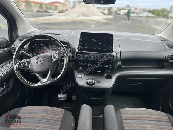 **CAM TAVAN** 2022 COMBO ULTİMATE 79.000 KM BOYASIZ FULL+FULL