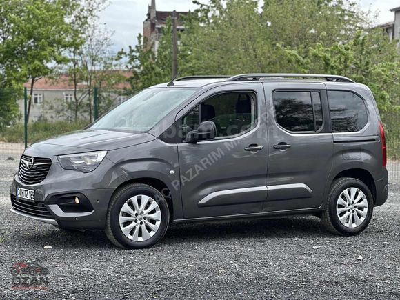 **CAM TAVAN** 2022 COMBO ULTİMATE 79.000 KM BOYASIZ FULL+FULL