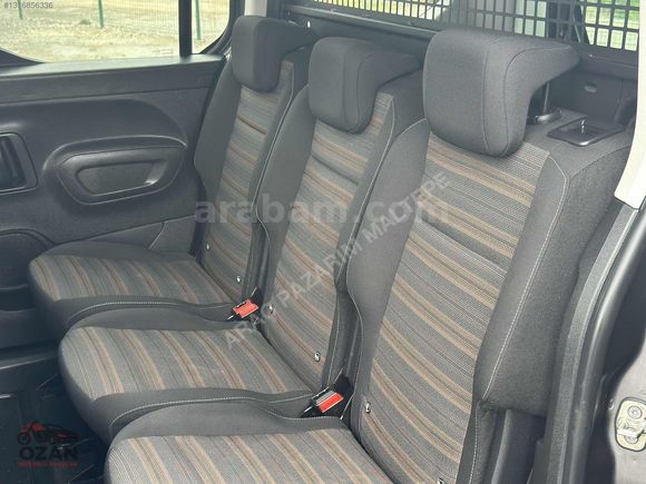 **CAM TAVAN** 2022 COMBO ULTİMATE 79.000 KM BOYASIZ FULL+FULL