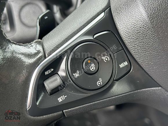 **CAM TAVAN** 2022 COMBO ULTİMATE 79.000 KM BOYASIZ FULL+FULL