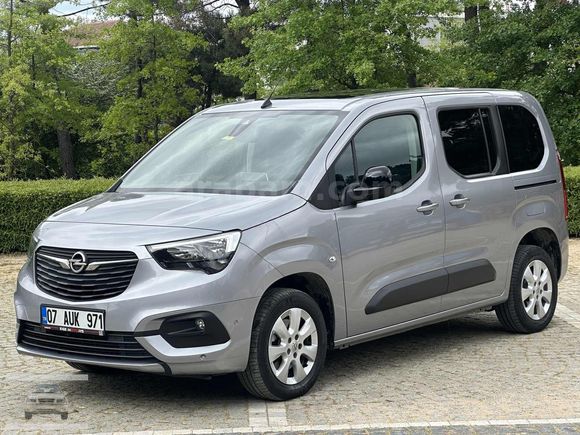 !CAM TAVAN!-COMBO LİFE-ELEGANCE-SADECE 22.000 KM'DE-OTOMATİK