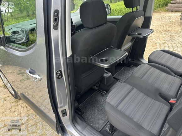 !CAM TAVAN!-COMBO LİFE-ELEGANCE-SADECE 22.000 KM'DE-OTOMATİK