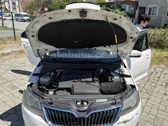 Sahibinden Skoda Rapid 1.4 TDI GreenTec Style 2015 Model 