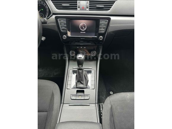 Karaman Otomotiv den Skoda SuperB 1.6 TDI Active 2018 Model Van