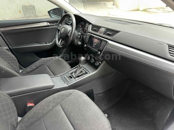 Karaman Otomotiv den Skoda SuperB 1.6 TDI Active 2018 Model Van
