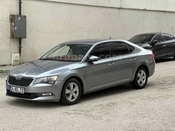 Karaman Otomotiv den Skoda SuperB 1.6 TDI Active 2018 Model Van