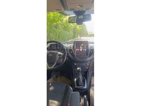Sahibinden Temiz  Aile aracı Ford B-Max 1.5 TDCi Titanium 2012 Model - 2013 trafik çıkışlı.