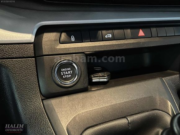 HALİMOTOMOTİV.2023 PEUGEOT EXPERT 1.5BLUEHDİ BOYASIZ +MULTİMEDYA