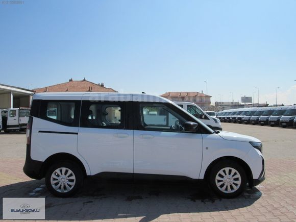 BÜYÜKSOYLU'DAN 2024 TOURNEO COURİER 1.5 ECOBLUE DELUXE 100 HP