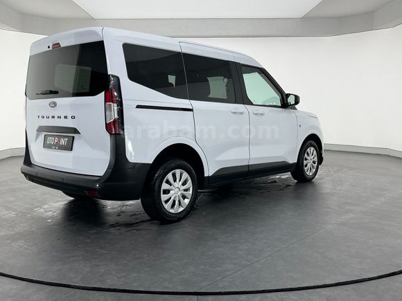 otomobil Ford Tourneo Courier Kombi 1.5 EcoBlue Deluxe