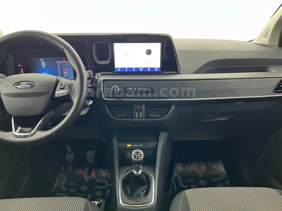 otomobil Ford Tourneo Courier Kombi 1.5 EcoBlue Deluxe