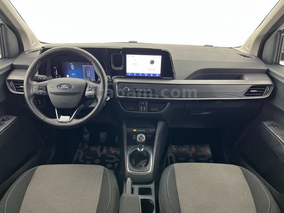 otomobil Ford Tourneo Courier Kombi 1.5 EcoBlue Deluxe