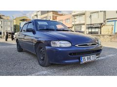 Sahibinden Ford Escort 1.6 CLX 1996 Model  217.000 km Lacivert