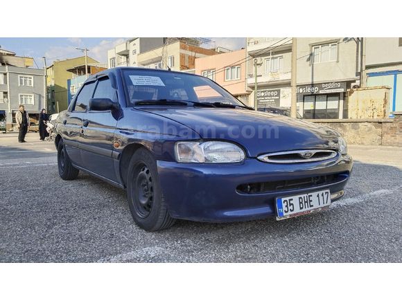 Sahibinden Ford Escort 1.6 CLX 1996 Model  217.000 km Lacivert