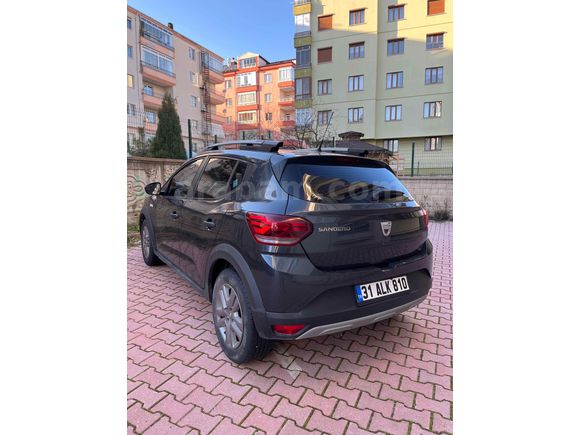 Sahibinden Dacia Sandero Stepway 1.0 Tce Comfort 2022 Model 