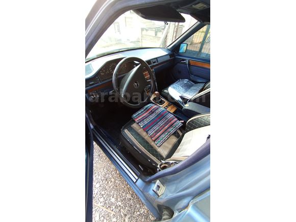 1991 Model Sunrooflu Mercedes 200E