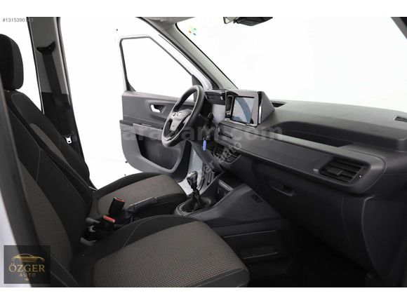 ÖZGER AUTO'DAN FORD COURIER 2025 HATASIZ HAYALET EKRAN