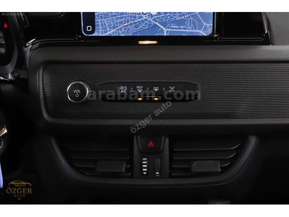 ÖZGER AUTO'DAN FORD COURIER 2025 HATASIZ HAYALET EKRAN