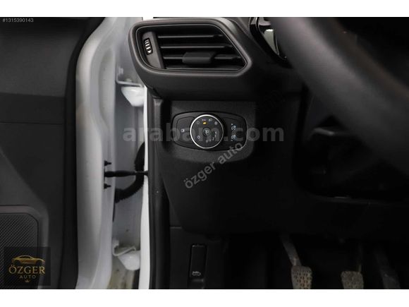 ÖZGER AUTO'DAN FORD COURIER 2025 HATASIZ HAYALET EKRAN