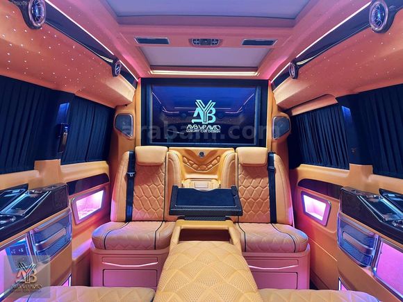 YÜKSELTİLMİŞ TAVAN KONFOR VE ZERAFET BİR ARADA V 300 4x4