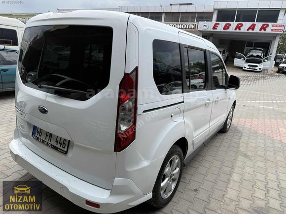 2 parça boyası var yanda düşük km 1.5 yakıt yok