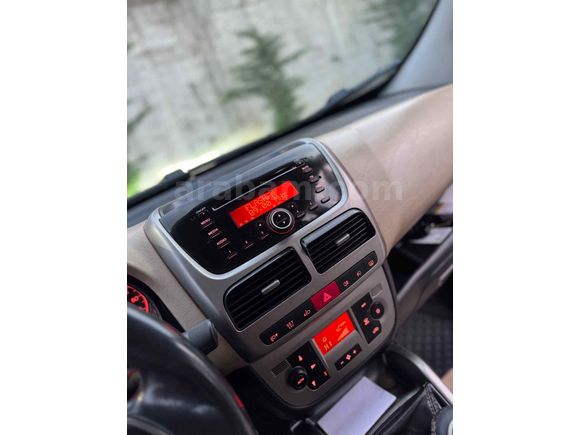 Sahibinden Fiat Doblo Combi 1.6 Multijet Premio 2013 Model 