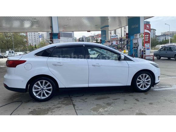 Sahibinden Ford Focus 1.6 TDCi Titanium 2015 Model 