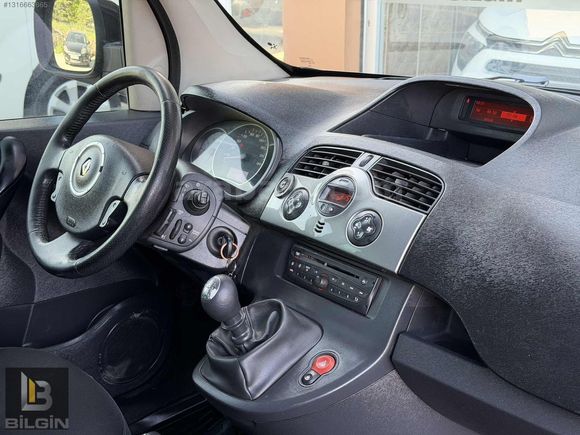 RENAULT KANGOO MULTİX 1.5dci 6 İLERİ 110hp PRİVİLEGE DEĞİŞENSİZ
